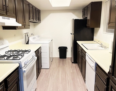 4650 Koval Lane - Photo Thumbnail 8