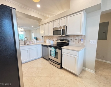 10341 Heritage Bay Boulevard - Photo Thumbnail 22