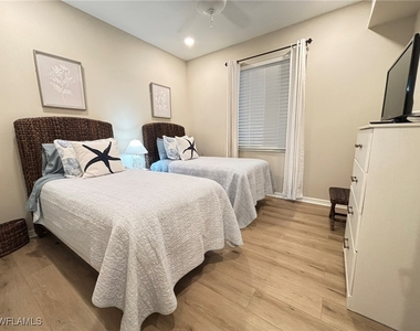 10341 Heritage Bay Boulevard - Photo Thumbnail 30