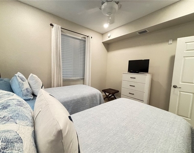 10341 Heritage Bay Boulevard - Photo Thumbnail 32