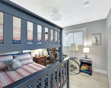 766 Central Avenue - Photo Thumbnail 12