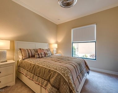 6564 Roma Way - Photo Thumbnail 14