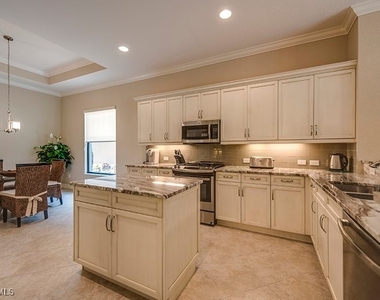 6564 Roma Way - Photo Thumbnail 7