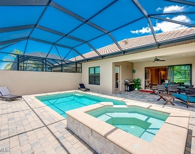6564 Roma Way - Photo Thumbnail 17