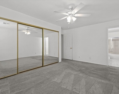 2623 S Durango Drive - Photo Thumbnail 14