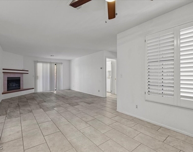 2623 S Durango Drive - Photo Thumbnail 26