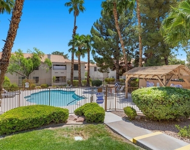 2623 S Durango Drive - Photo Thumbnail 19