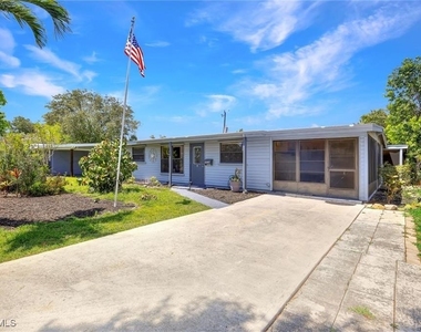 2047 Harbor Lane - Photo Thumbnail 28