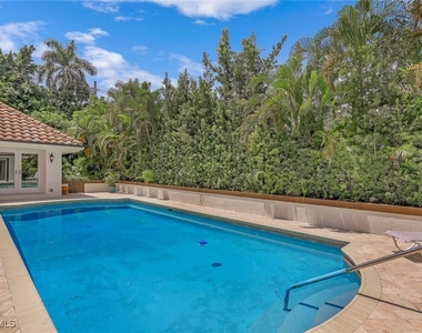 655 Galleon Drive - Photo Thumbnail 27