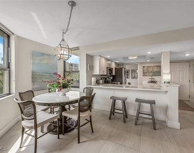 10562 Gulf Shore Drive - Photo Thumbnail 4