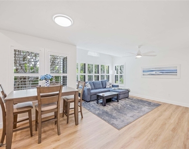 571 Park Shore Drive - Photo Thumbnail 16