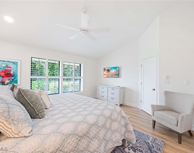 571 Park Shore Drive - Photo Thumbnail 22
