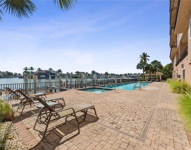 10620 Gulf Shore Drive - Photo Thumbnail 21