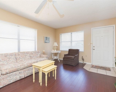 315 30th Avenue W - Photo Thumbnail 6
