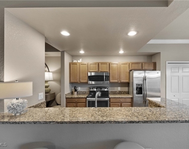 9735 Acqua Court - Photo Thumbnail 4