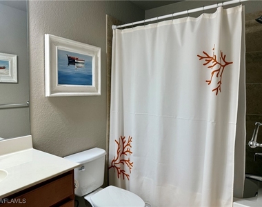 9735 Acqua Court - Photo Thumbnail 35
