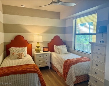 9735 Acqua Court - Photo Thumbnail 31