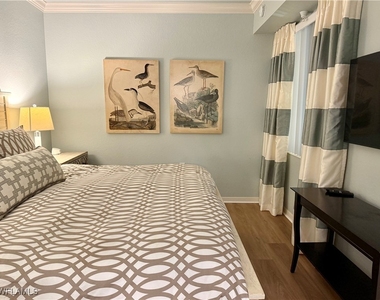 9735 Acqua Court - Photo Thumbnail 22