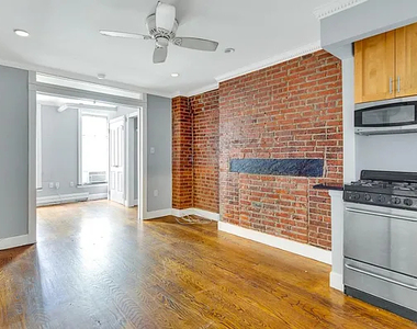 44 Avenue B - Photo Thumbnail 4