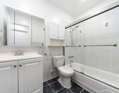 12-10 Astoria Park South - Photo Thumbnail 8