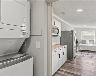 5607 Tangelo Drive - Photo Thumbnail 7