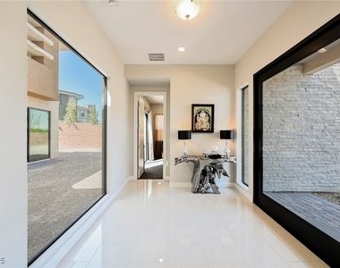 19 Garden Rain Drive - Photo Thumbnail 15
