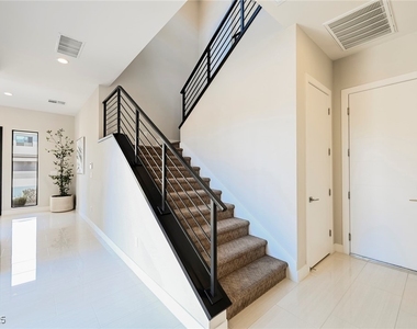 19 Garden Rain Drive - Photo Thumbnail 14
