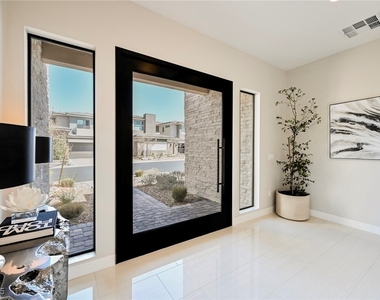 19 Garden Rain Drive - Photo Thumbnail 16