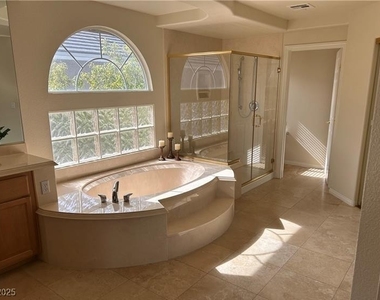 11118 Scotscraig Court - Photo Thumbnail 13