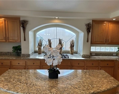11118 Scotscraig Court - Photo Thumbnail 5