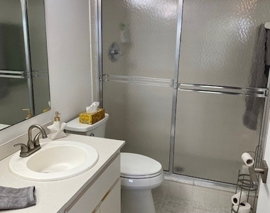 131 Sw 47th Terrace - Photo Thumbnail 12