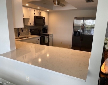 131 Sw 47th Terrace - Photo Thumbnail 5