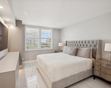 201 N Ocean Boulevard - Photo Thumbnail 7
