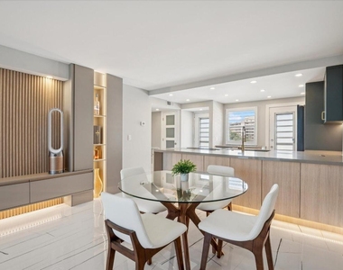 201 N Ocean Boulevard - Photo Thumbnail 1