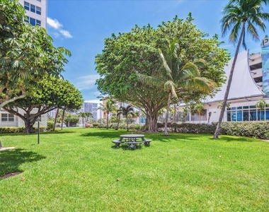 201 N Ocean Boulevard - Photo Thumbnail 15