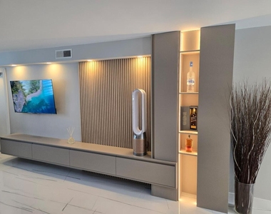 201 N Ocean Boulevard - Photo Thumbnail 2