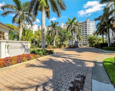 400 Flagship Drive - Photo Thumbnail 23