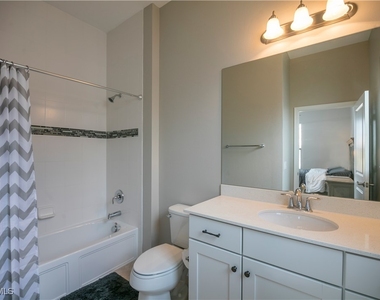 1466 Artesia Drive W - Photo Thumbnail 7