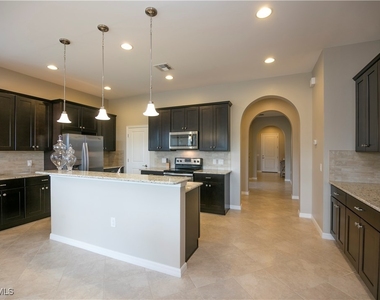 1466 Artesia Drive W - Photo Thumbnail 1