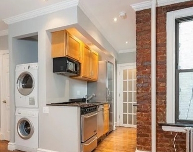 410 East 13th Street - Photo Thumbnail 4