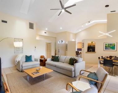 1302 Mahogany Place - Photo Thumbnail 7
