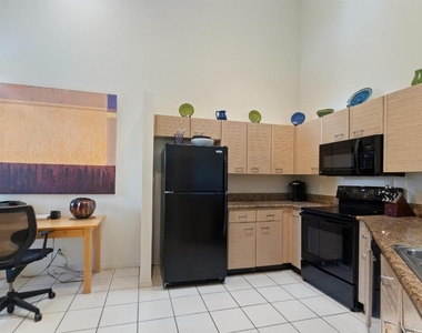 1302 Mahogany Place - Photo Thumbnail 9