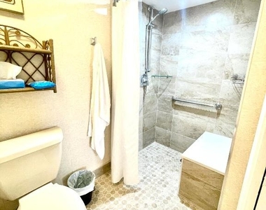 901 Sw Seafarer Circle - Photo Thumbnail 13
