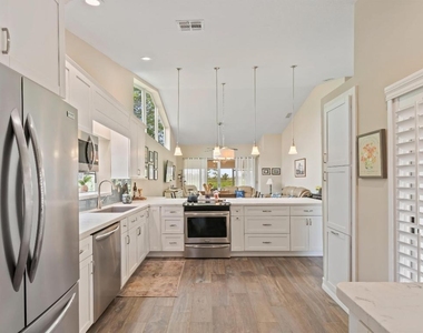 1401 Mahogany Place - Photo Thumbnail 11