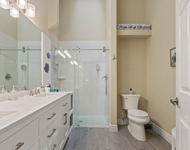 1401 Mahogany Place - Photo Thumbnail 15