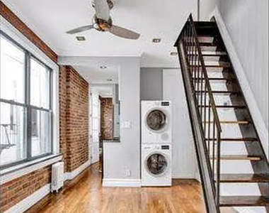 416 East 13th Street - Photo Thumbnail 7