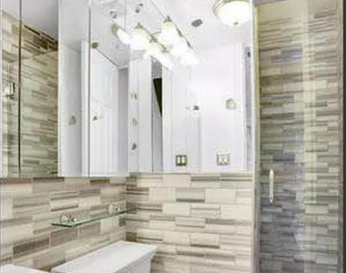 416 East 13th Street - Photo Thumbnail 3