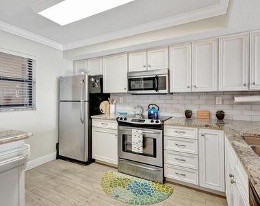 9400 S Ocean Drive - Photo Thumbnail 1