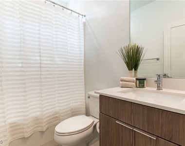 2526 Verdello Street - Photo Thumbnail 6