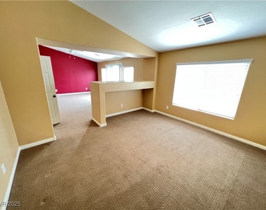 742 Canary Wharf Drive - Photo Thumbnail 35